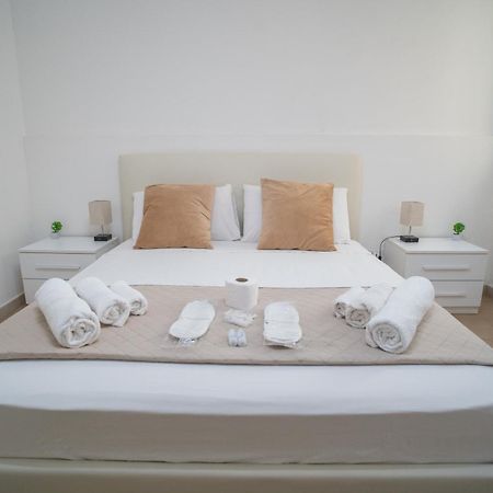 Whitehouse Bed & Breakfast Lecce Exterior foto