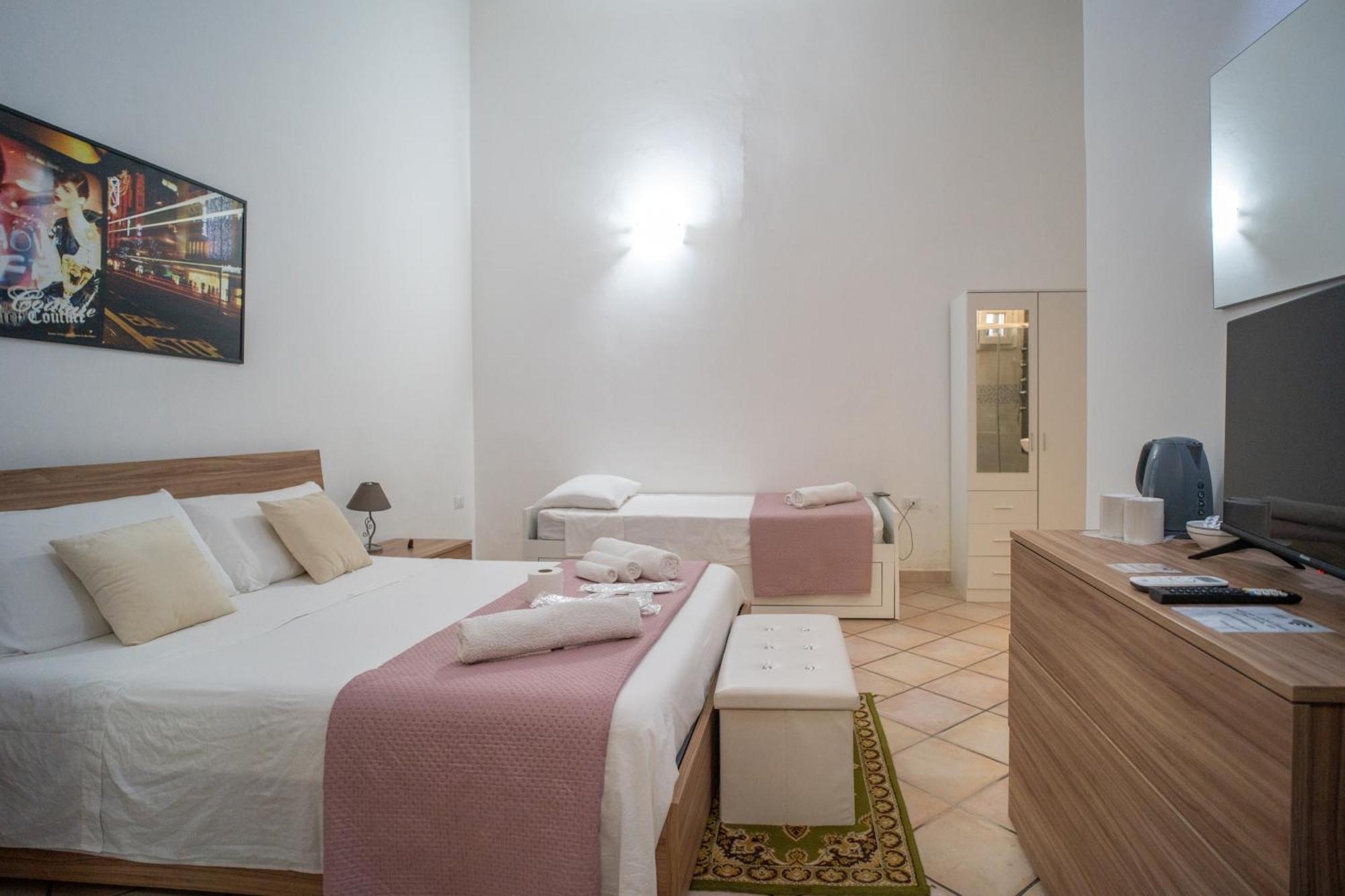 Whitehouse Bed & Breakfast Lecce Exterior foto