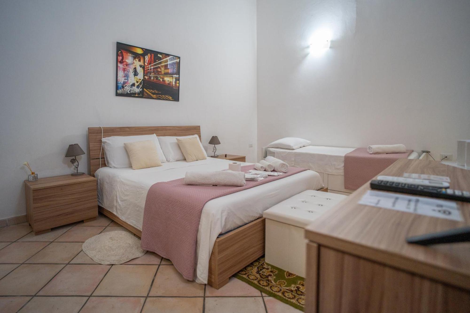 Whitehouse Bed & Breakfast Lecce Exterior foto