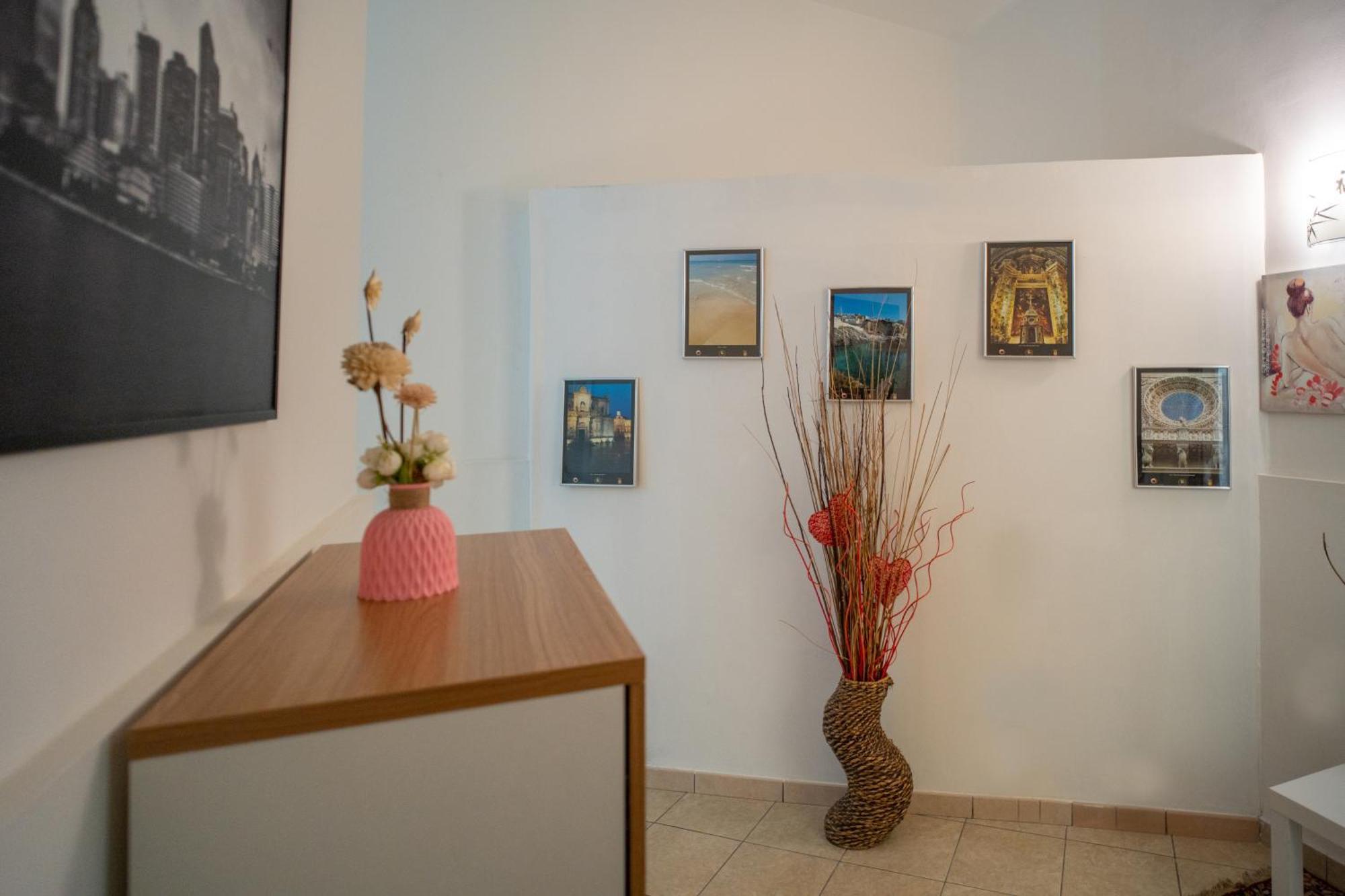 Whitehouse Bed & Breakfast Lecce Exterior foto