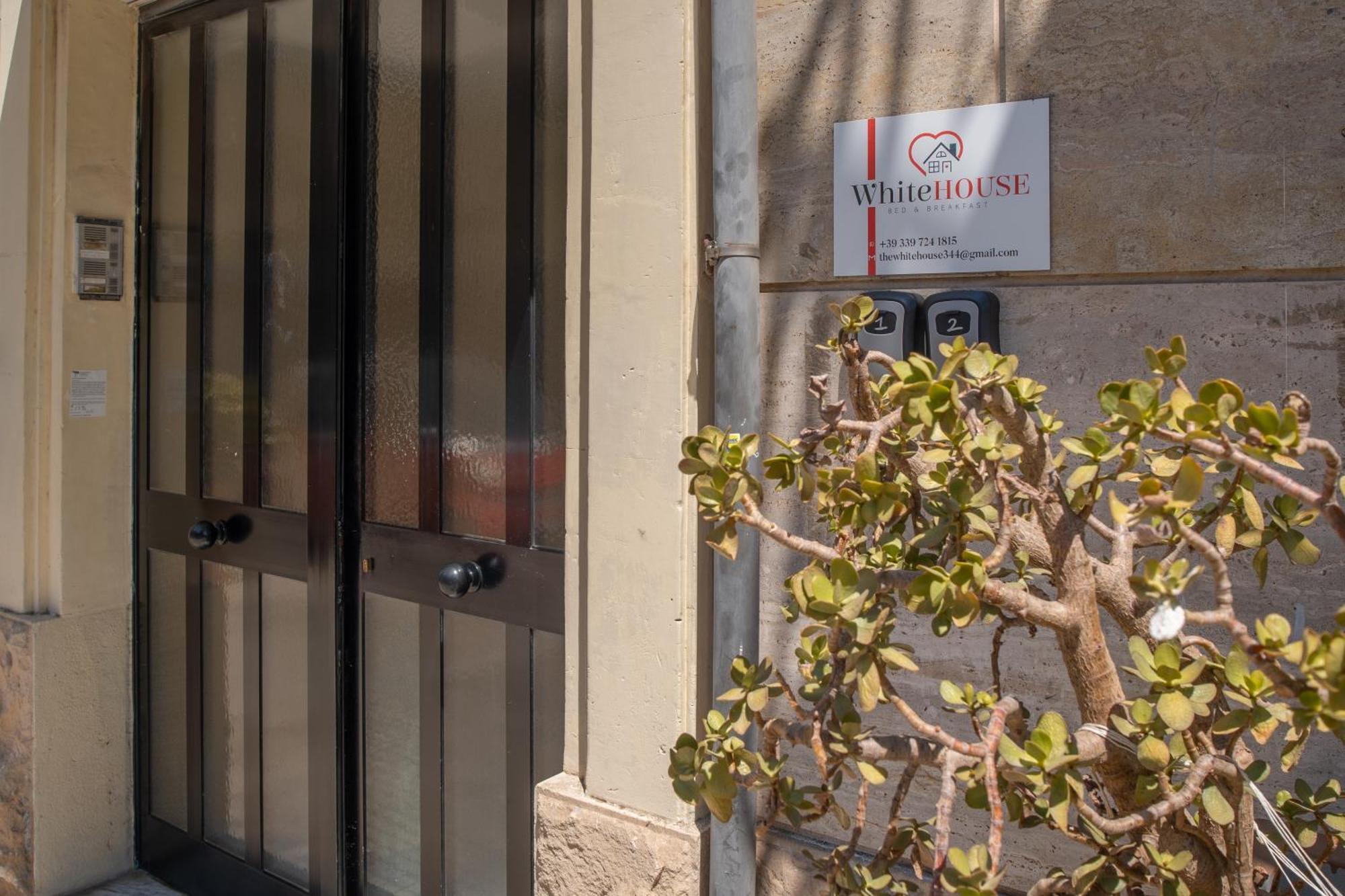 Whitehouse Bed & Breakfast Lecce Exterior foto