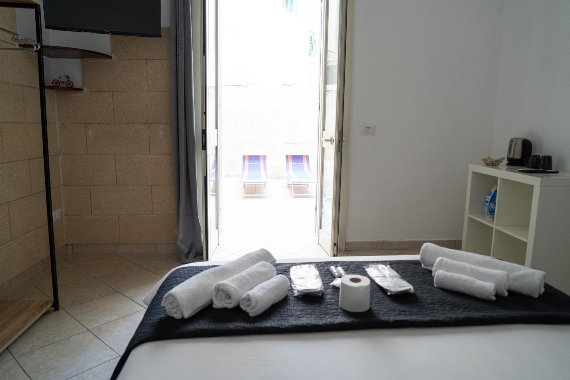 Whitehouse Bed & Breakfast Lecce Exterior foto