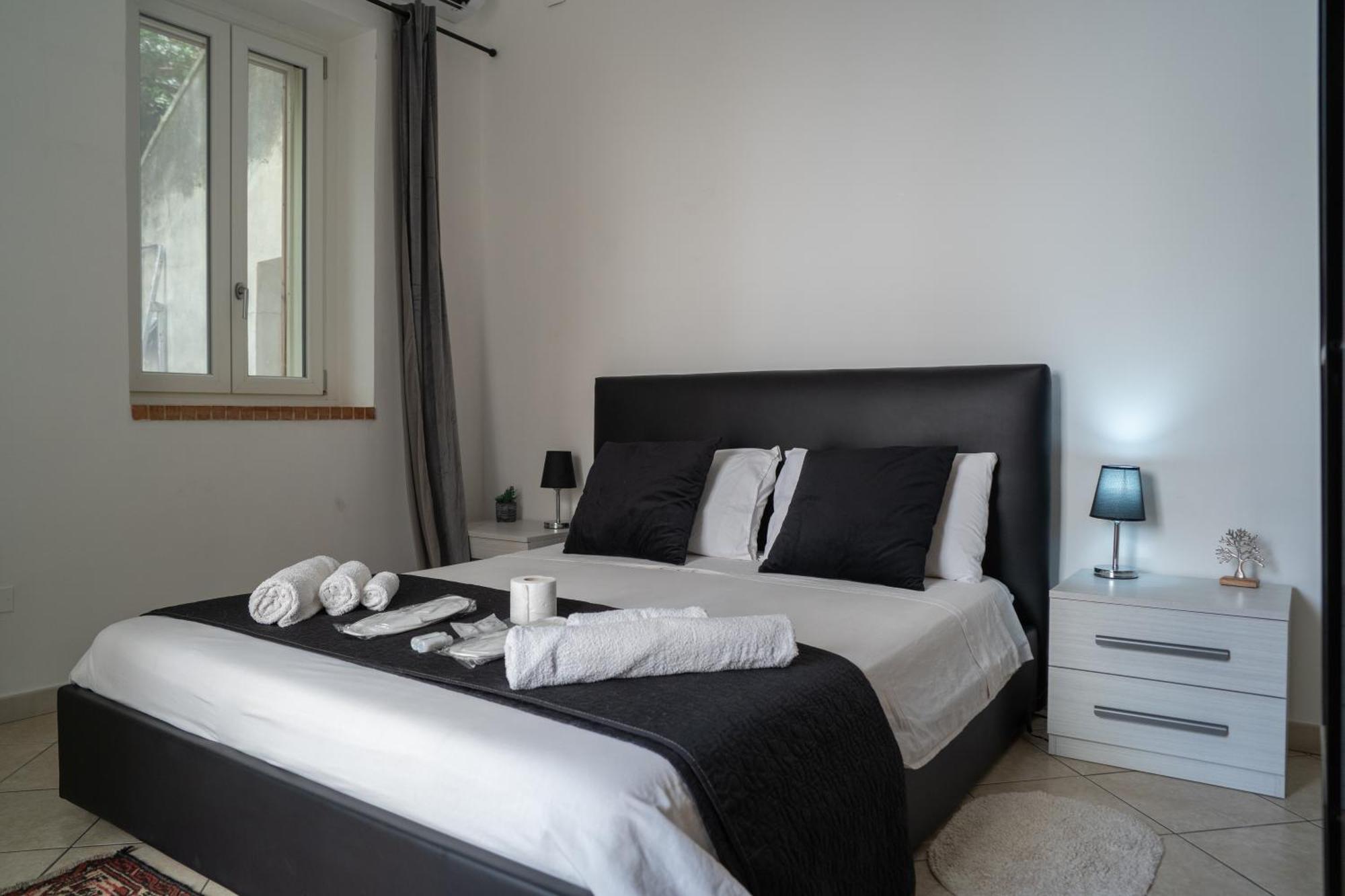 Whitehouse Bed & Breakfast Lecce Exterior foto